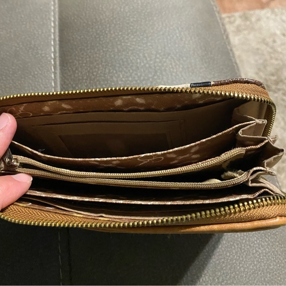 Jessica Simpson wallet - Picture 3 of 4